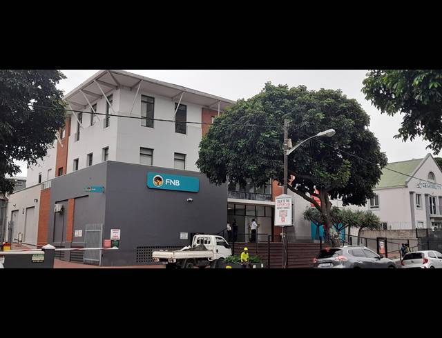 109M² OFFICE TO LET IN GLENWOOD